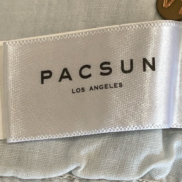 PacSun exposed zipper front high rise shorts in a size 26 - Picture 8 of 9